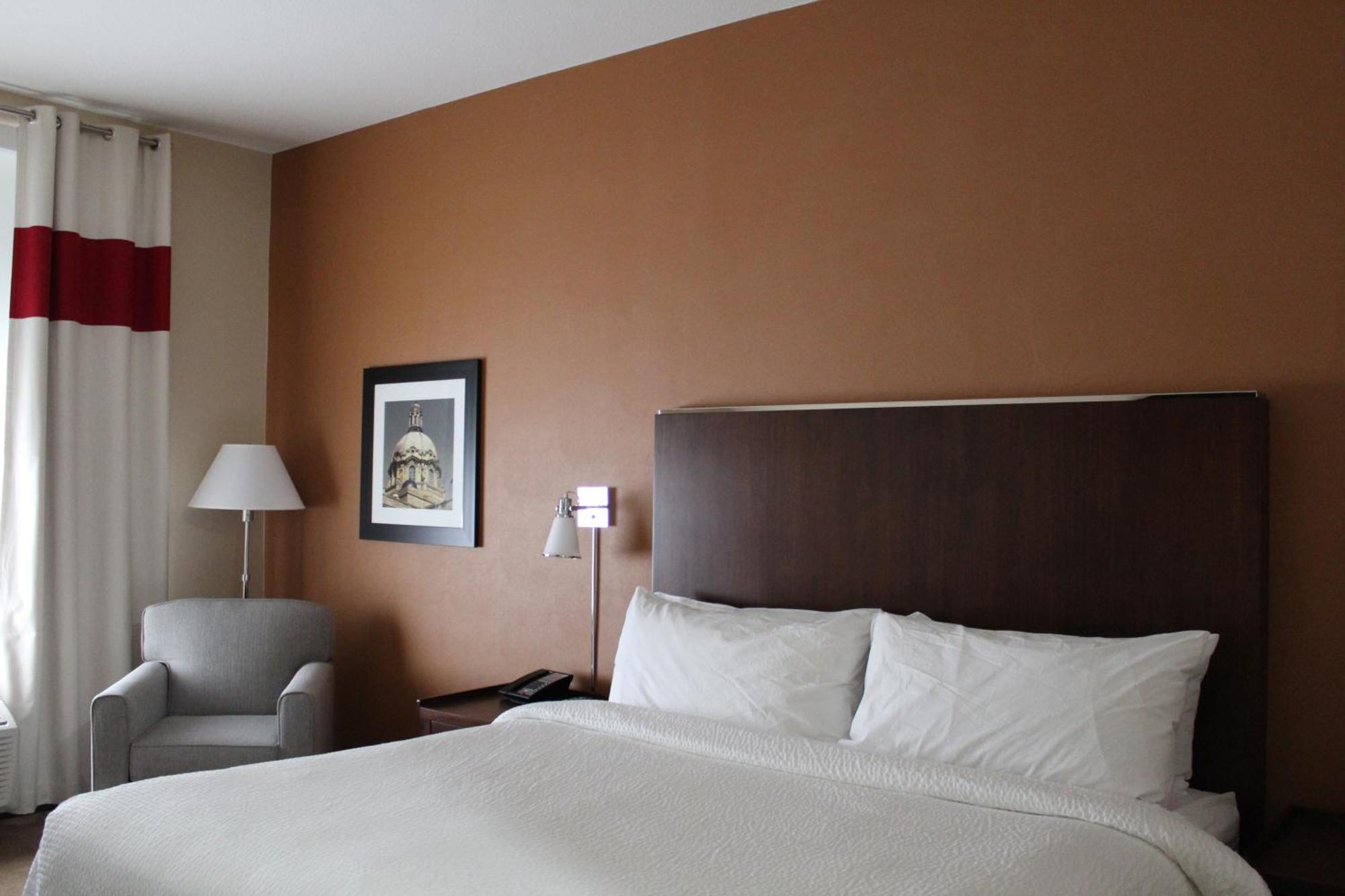 Four Points By Sheraton Edmonton West Exterior foto