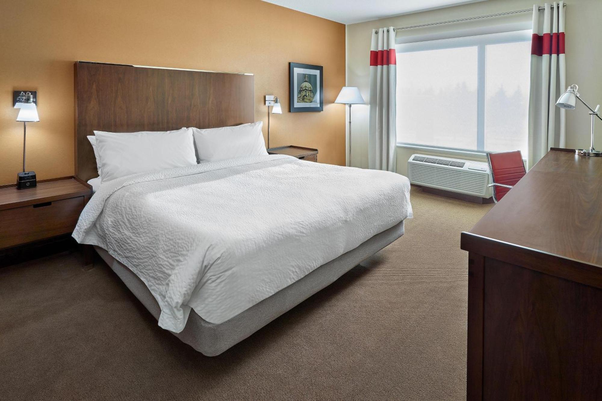 Four Points By Sheraton Edmonton West Exterior foto